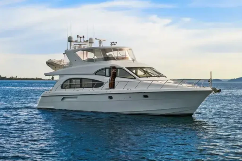 Hatteras Yacht